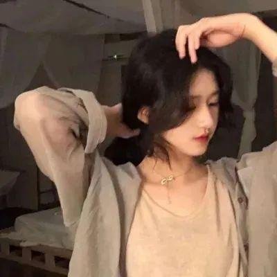 飞女欲潮